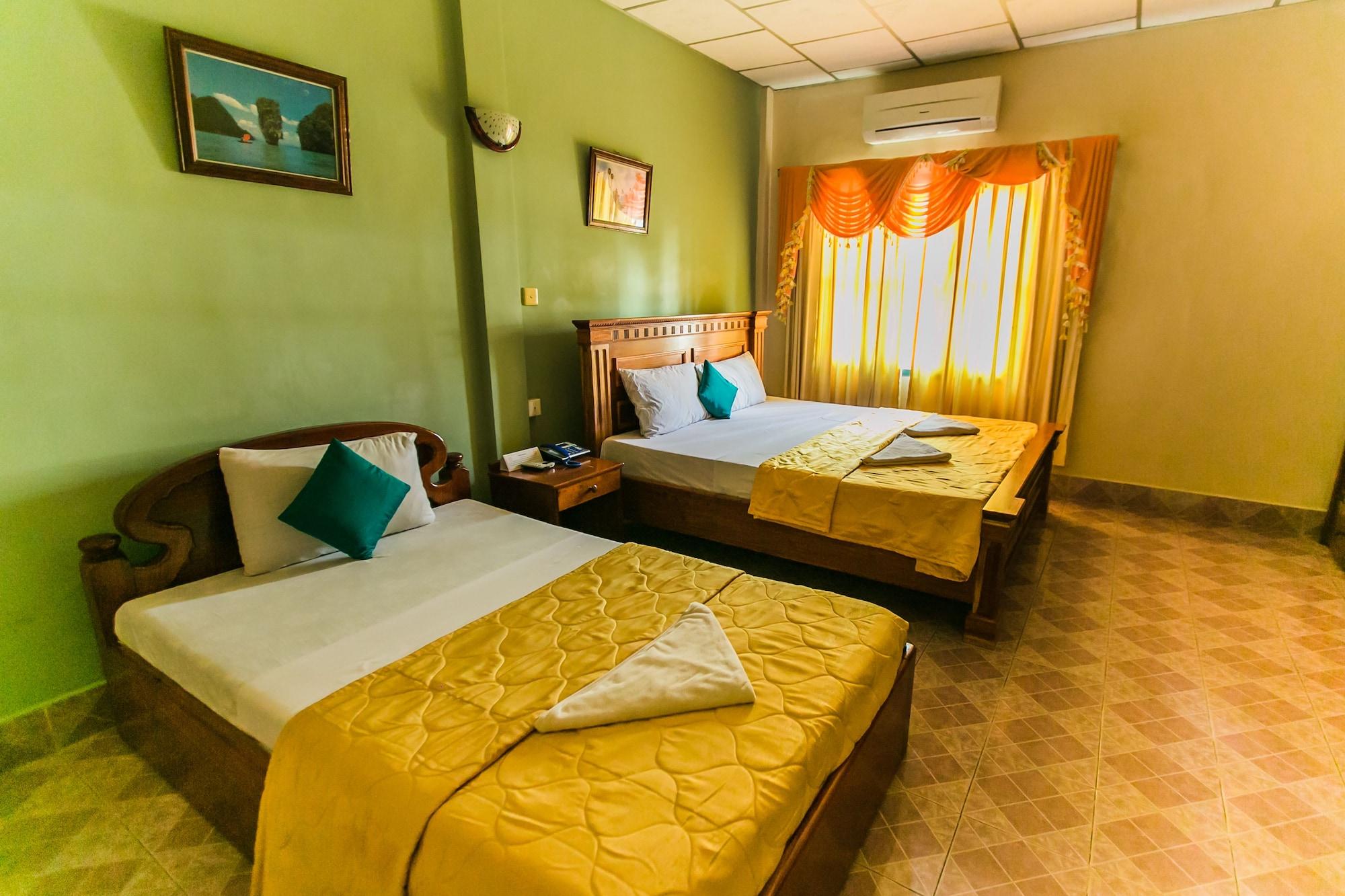 Royal Hotel Battambang Zewnętrze zdjęcie