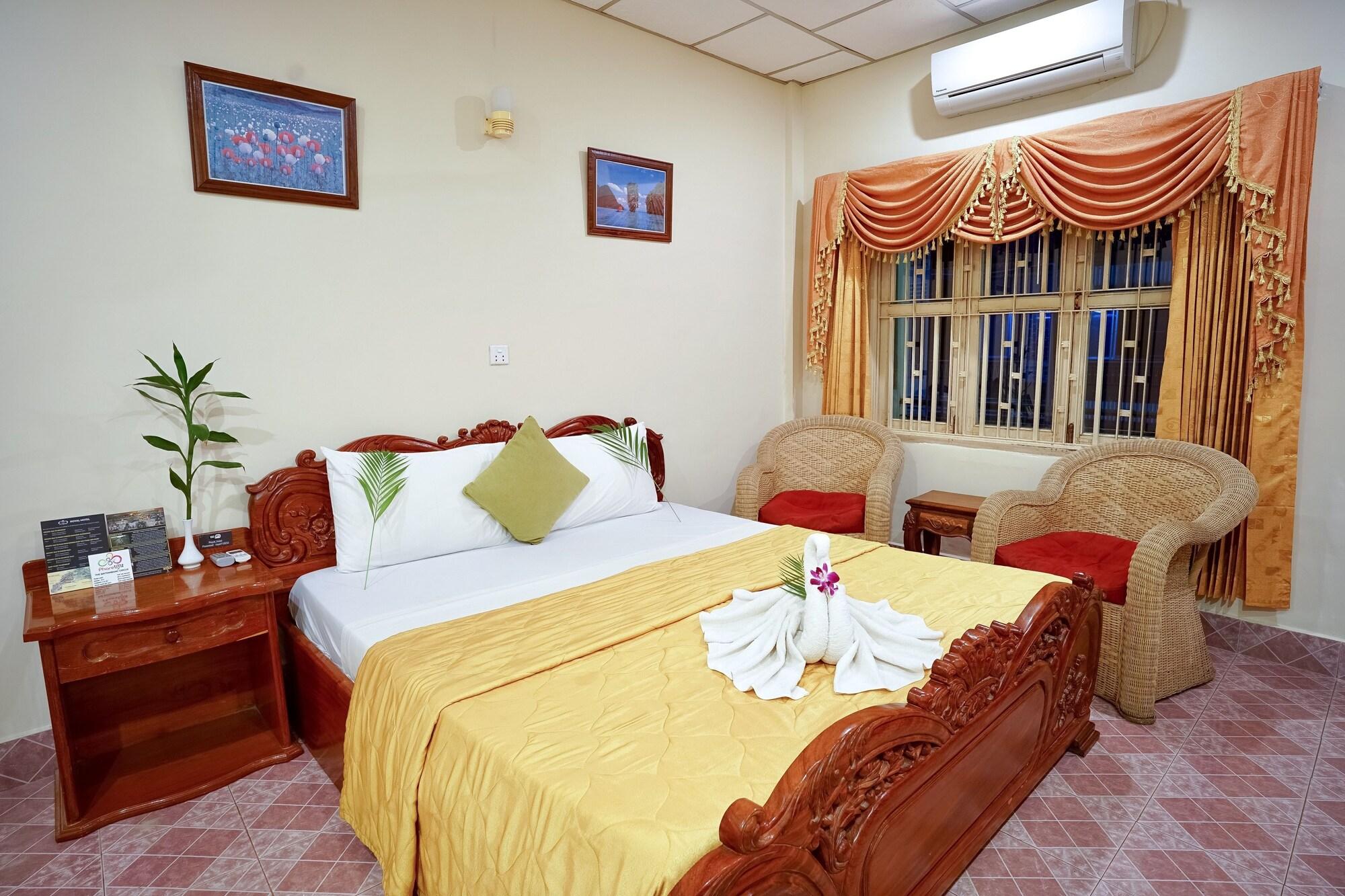 Royal Hotel Battambang Zewnętrze zdjęcie