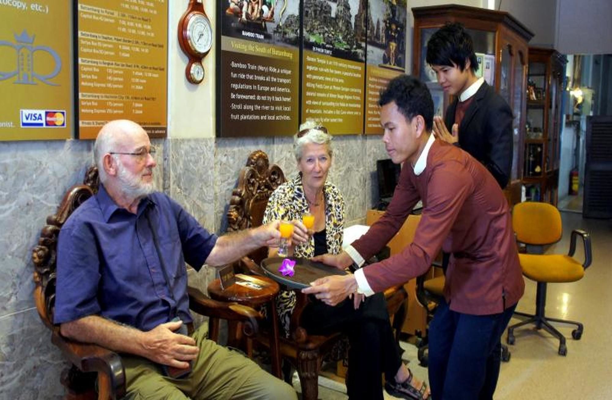 Royal Hotel Battambang Zewnętrze zdjęcie