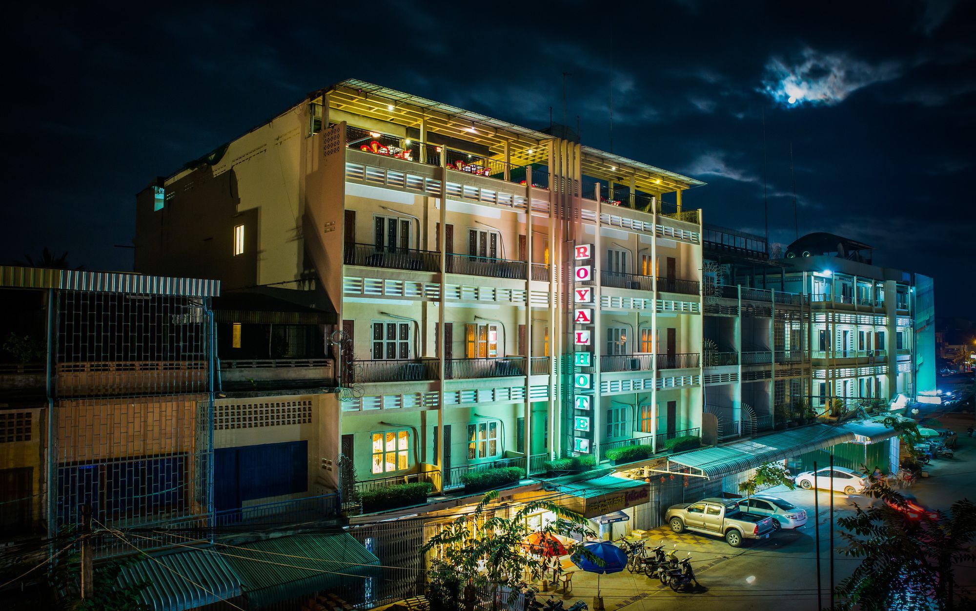 Royal Hotel Battambang Zewnętrze zdjęcie