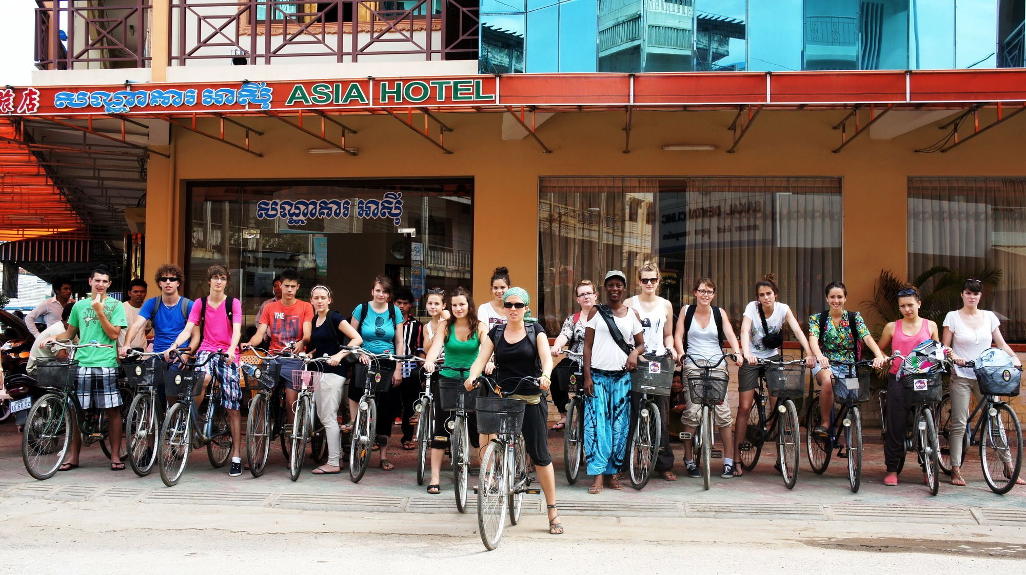 Royal Hotel Battambang Zewnętrze zdjęcie